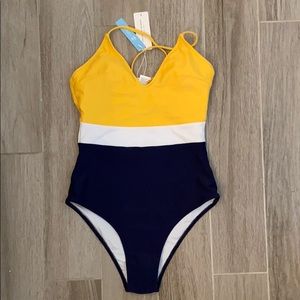 Cupshe One piece Swimsuit